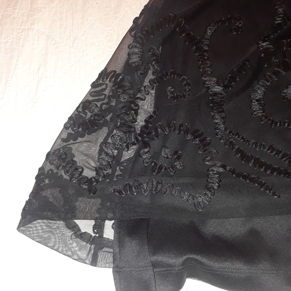 Signature by Bobbie Bee party dress - Picture 5 of 6